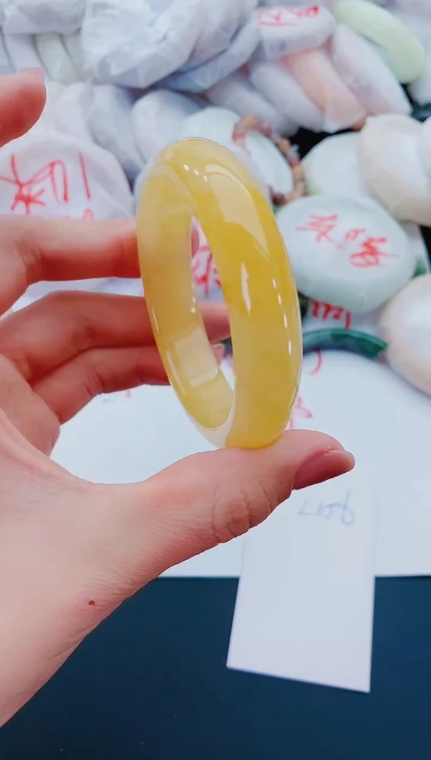 未镶嵌手镯石英质玉L156-55-56