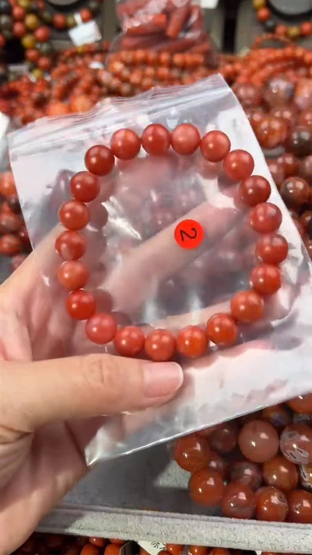 南红玛瑙手串未镶嵌1