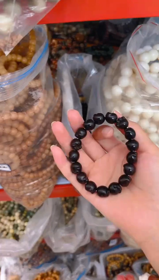 吊坠菩提根/象牙果A18  A18微瑕猫爪