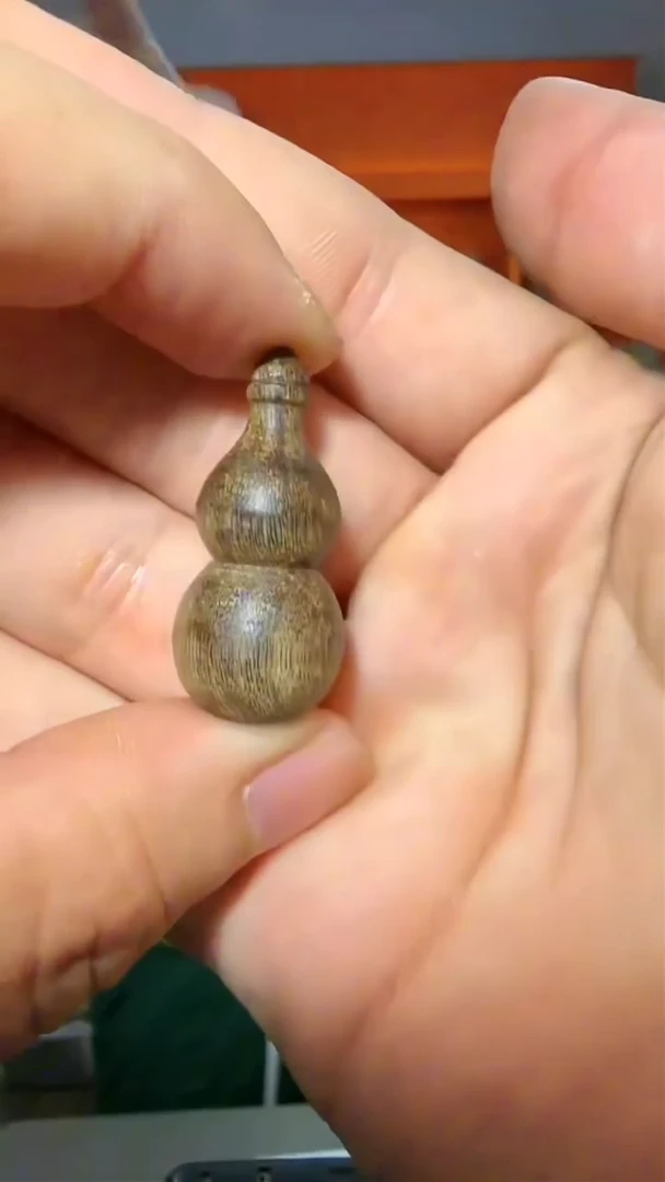 沉香吊坠1号沉水红土葫芦3.5g多样性发一