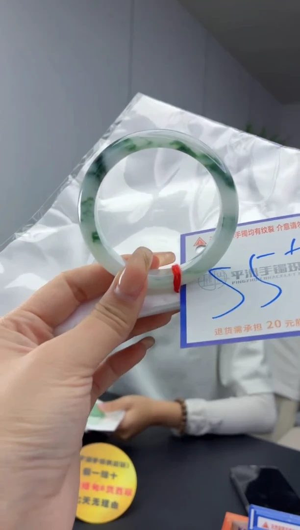 翡翠手镯未镶嵌1111111