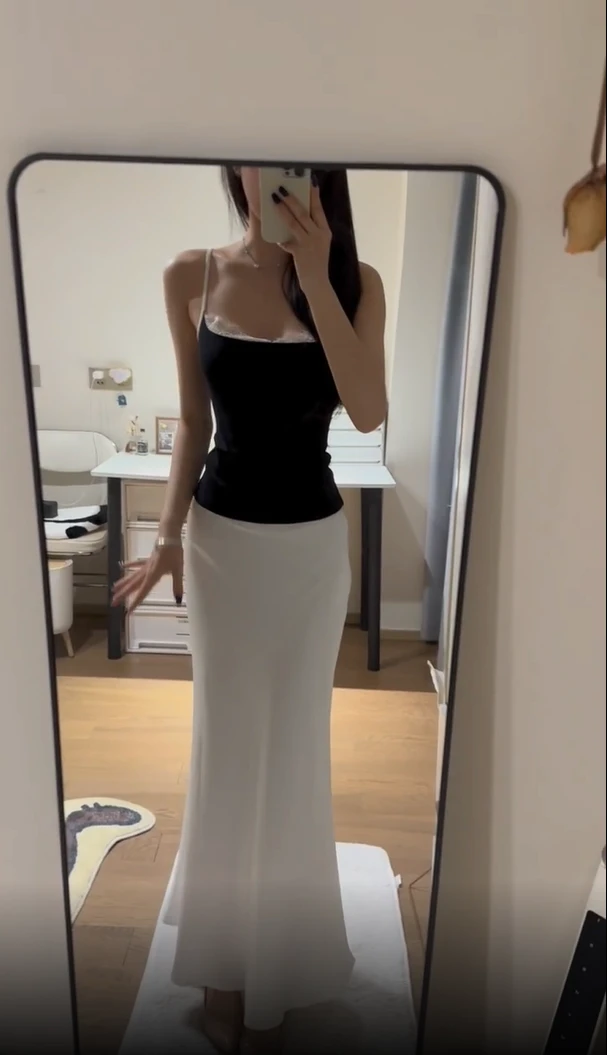 2025夏季新款纯欲美式辣妹蕾丝拼接吊带背心配高腰缎面半身裙套装