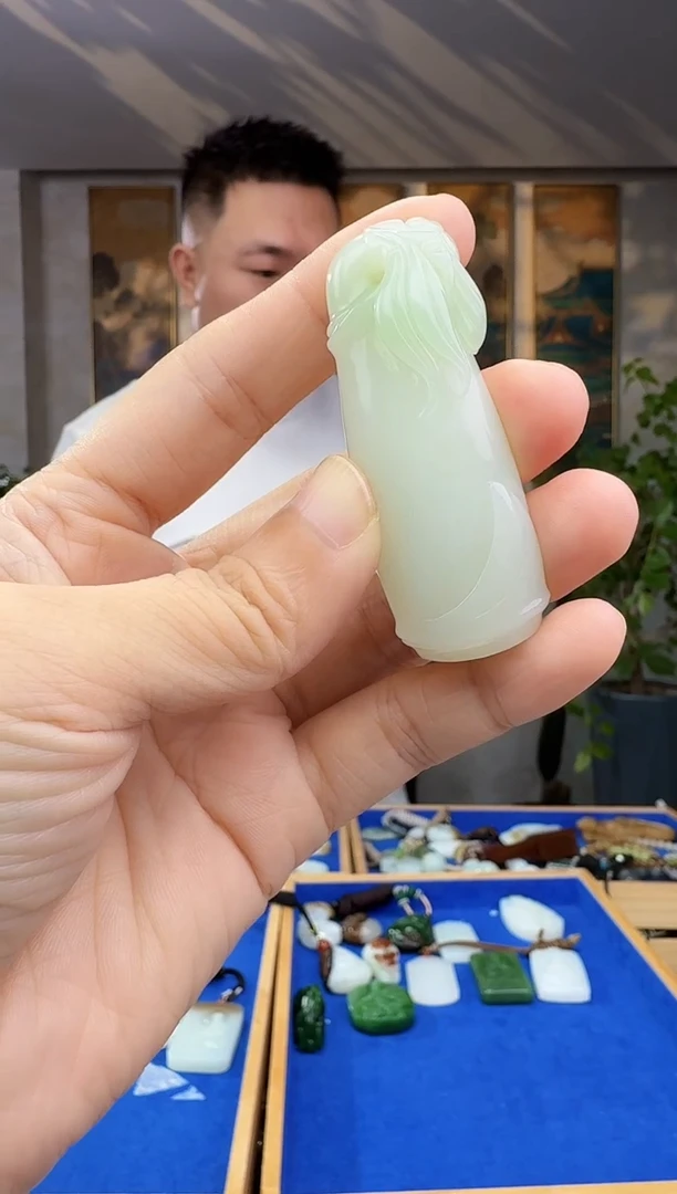 未镶嵌和田玉挂件拍一发一