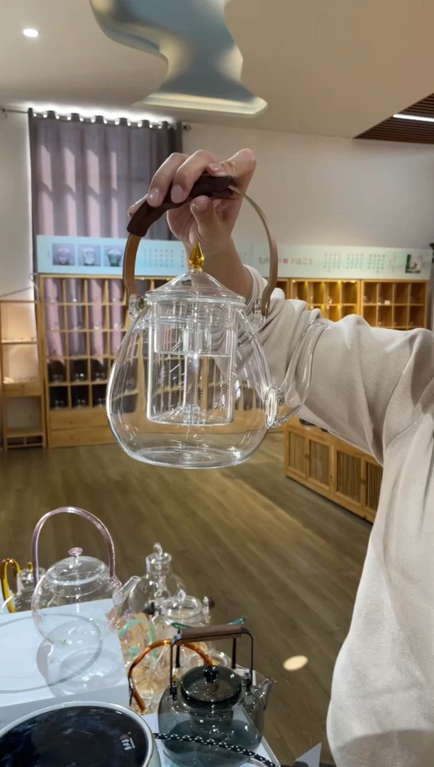 手工艺品玻璃水滴壶啊啊啊