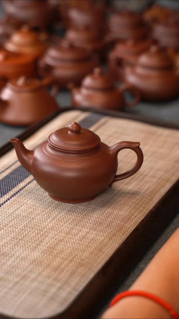 茶壶紫砂陈*台西紫泥220cc微瑕笑樱