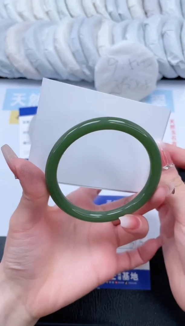【闪购商品】石英质玉手镯未镶嵌湖水绿色差偏大介意勿拍T213-61.6