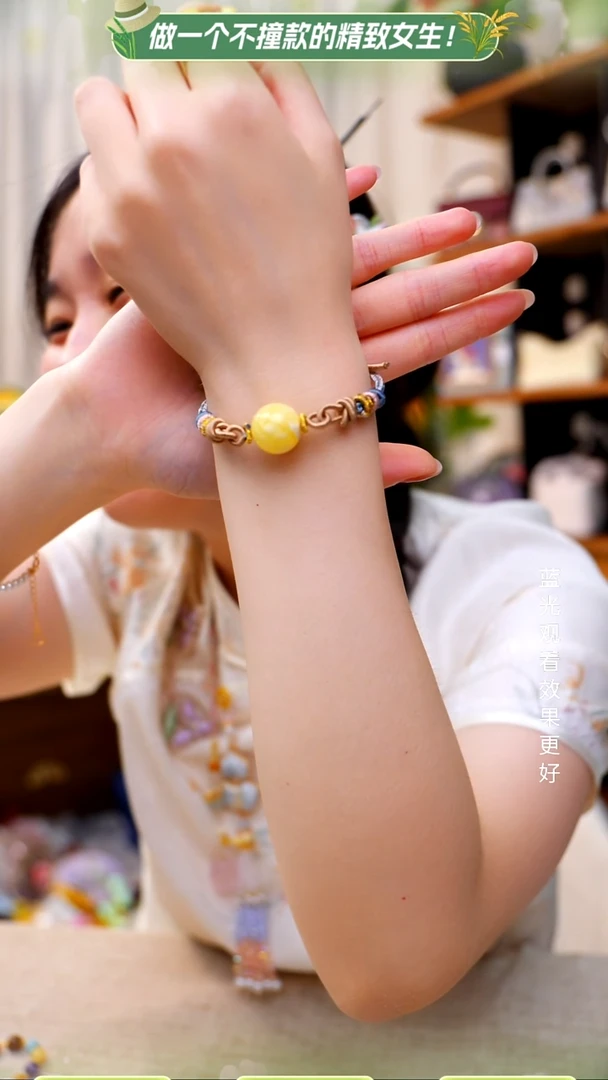 织绣小**果【手饰】纯手工非遗刺绣夏季百搭时尚单品