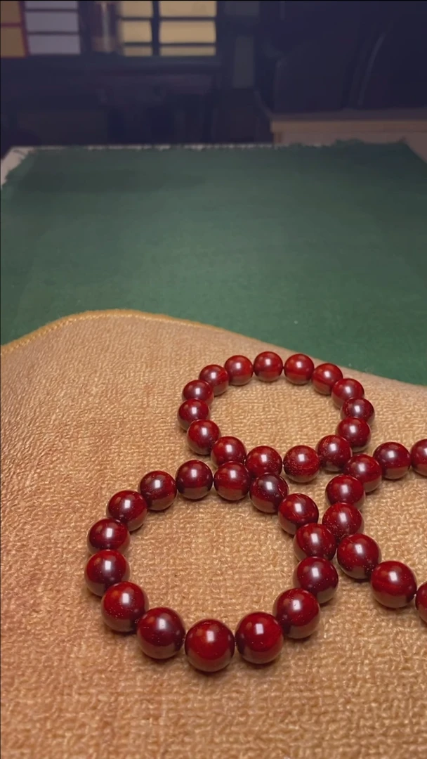 檀香紫檀（小叶紫檀）无事牌多样性发其一