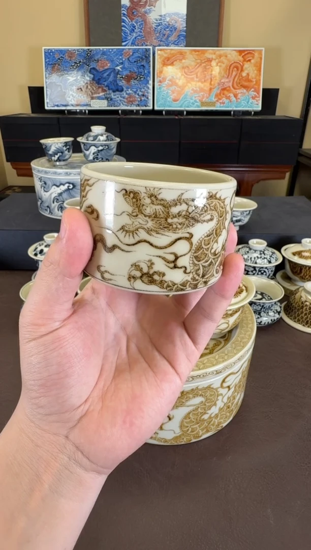 釉里金1351龙纹扳指杯