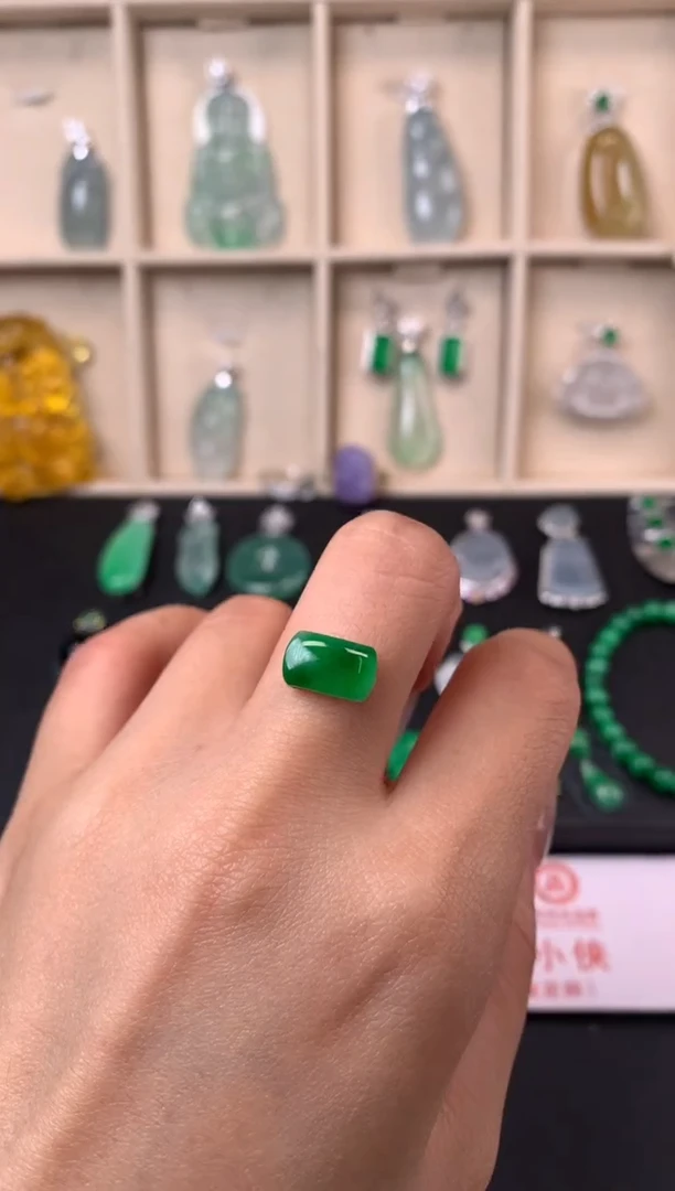 未镶嵌定制翡翠裸石（镶嵌定制）