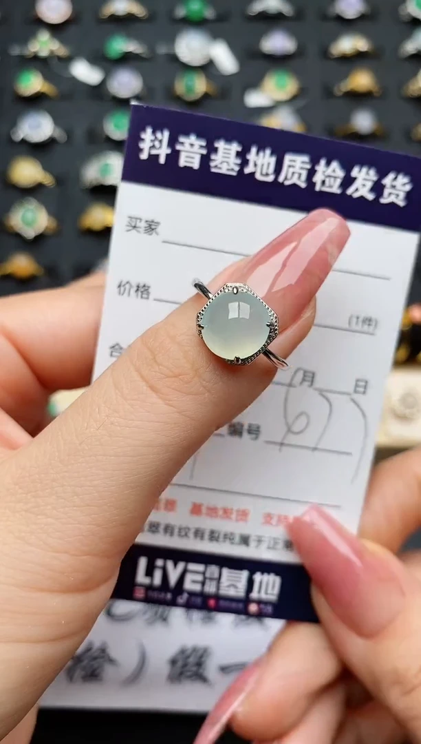 翡翠戒指银S925镶嵌............