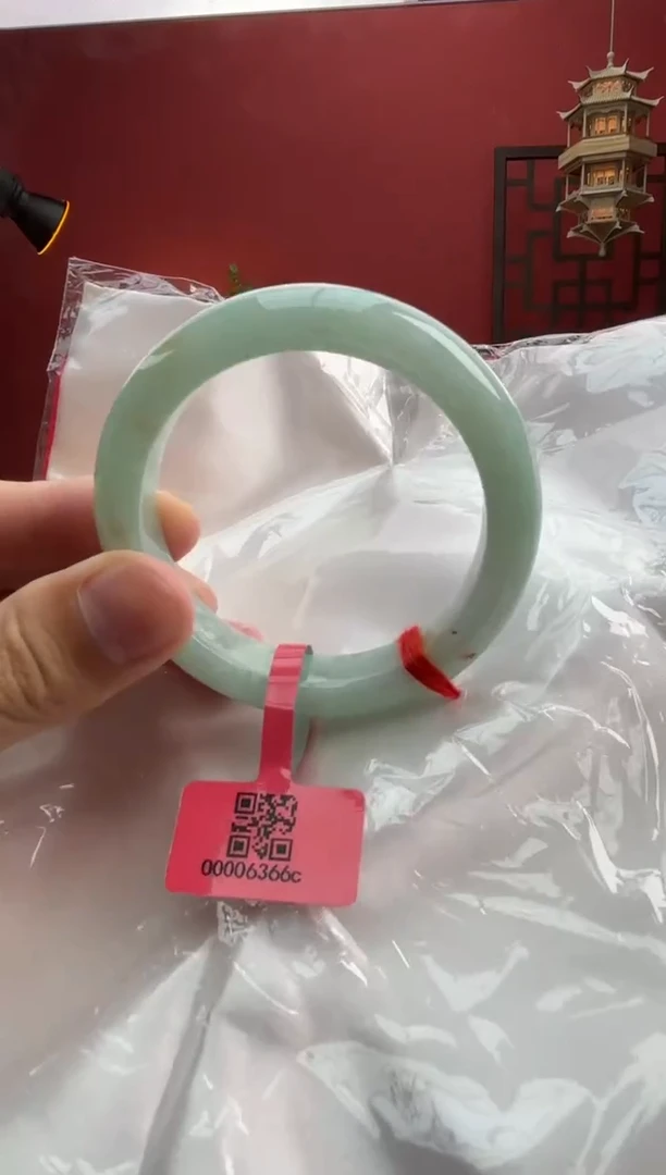 未镶嵌手镯翡翠翡翠手镯1
