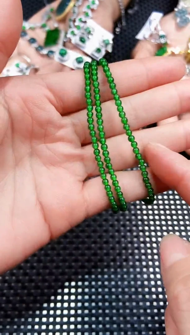 【闪购商品】翡翠手串未镶嵌111111111