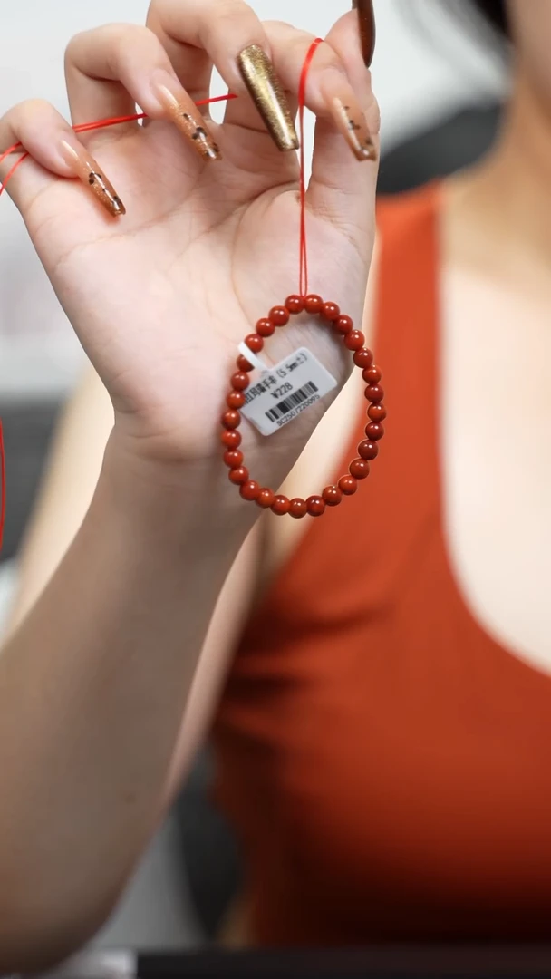 未镶嵌手串南红玛瑙牛血红小圈口手围 漏价