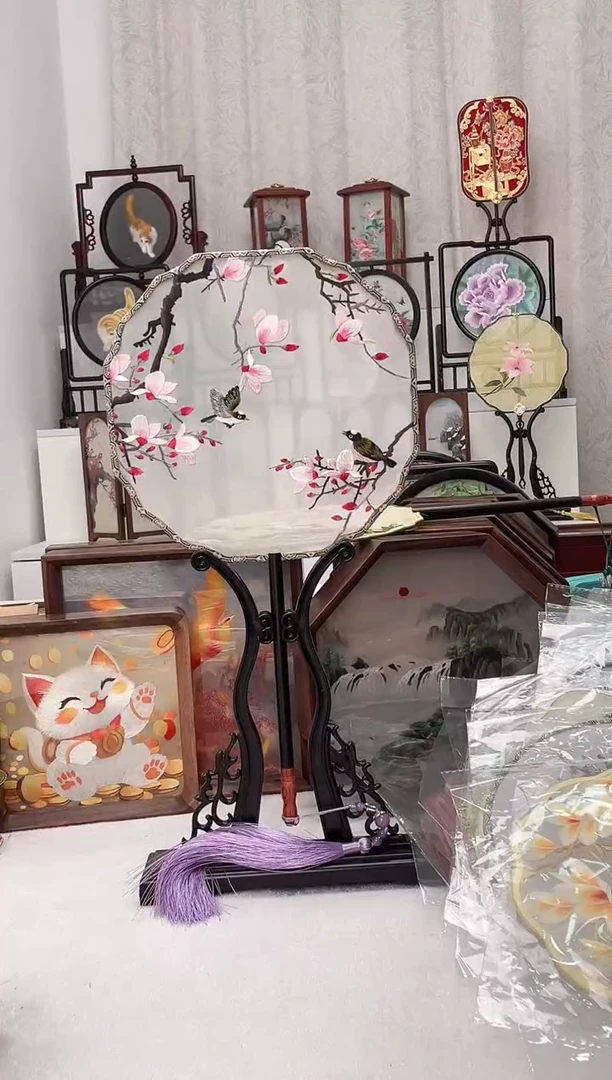 扇子绣作品手工团扇
