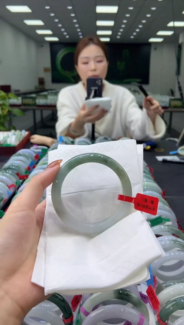 未镶嵌手镯翡翠0040777