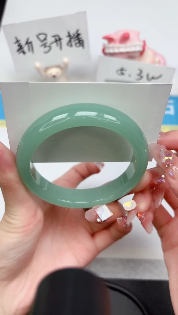 石英质玉手镯未镶嵌371-63