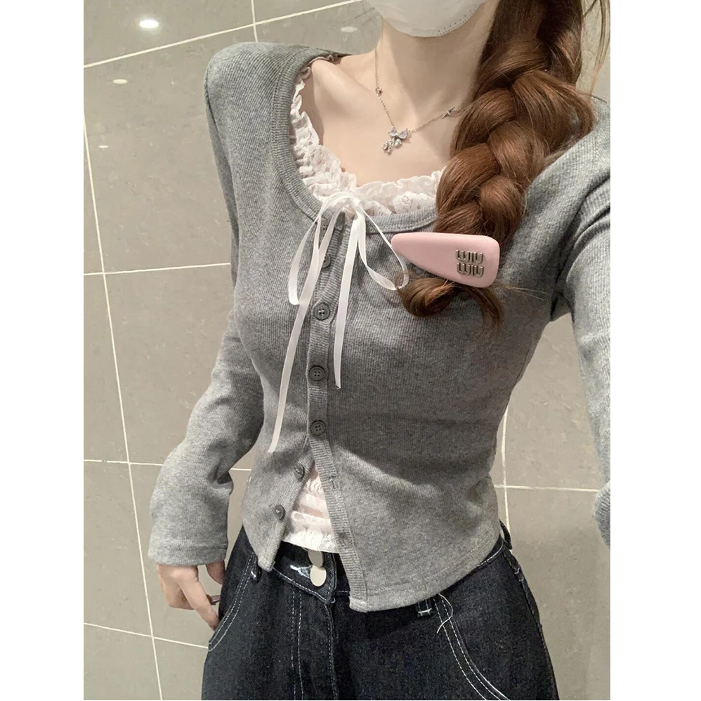 【设计】韩系小个子假两件长袖T恤女秋冬季设计感拼接蕾丝短款上衣