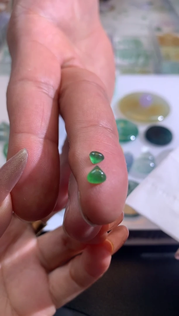 【闪购商品】定制翡翠未镶嵌翡翠