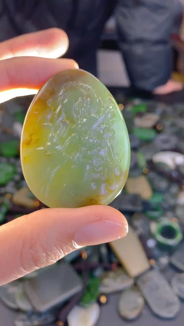 未镶嵌和田玉珠宝半成品1