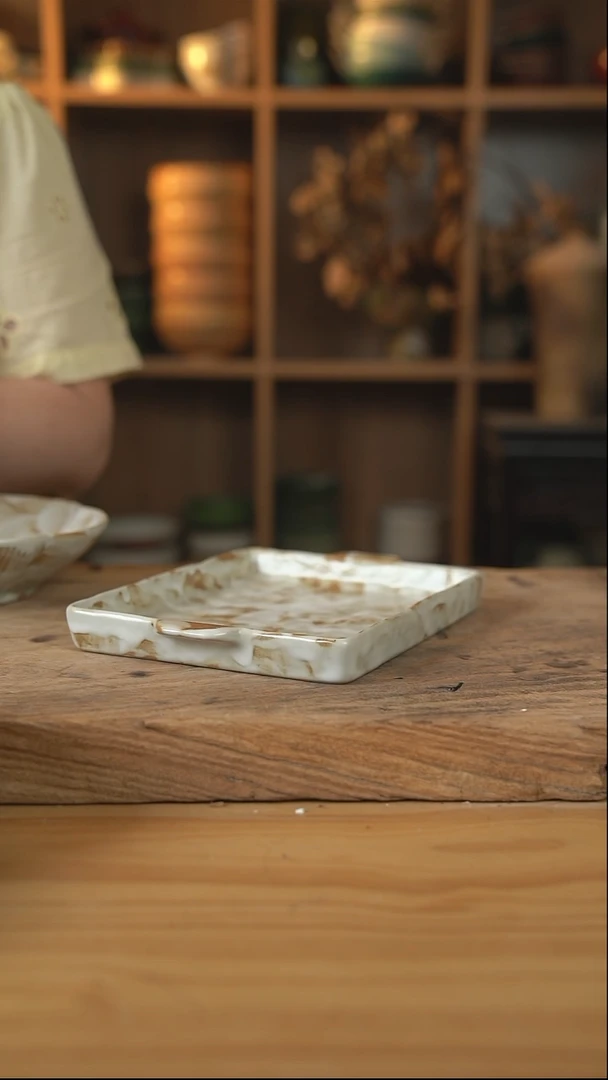 粉影系列的8英寸双耳烤盘