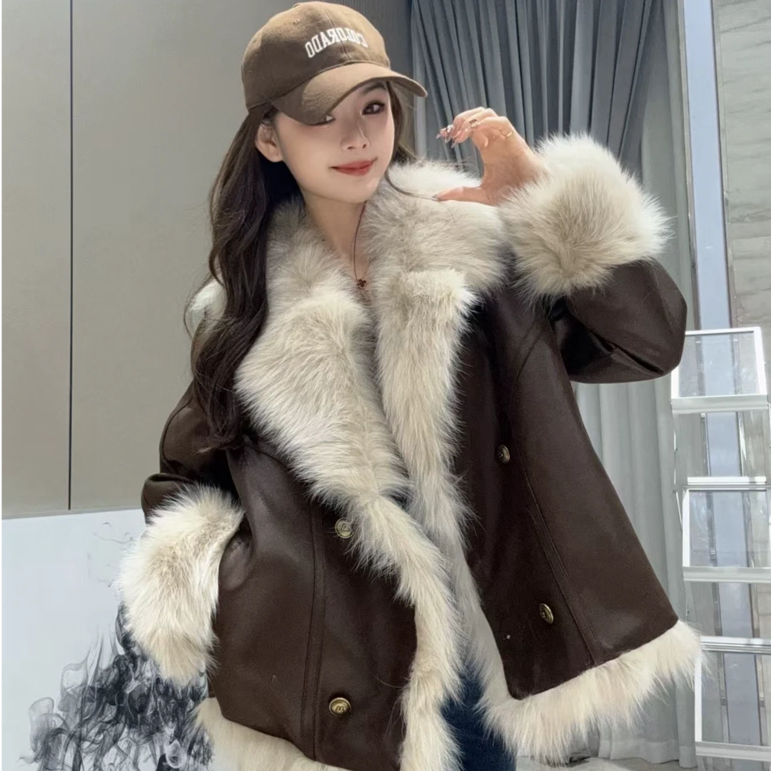 KL/蔻吕-B1433莎莎精选时尚（小狐姬）狐狸毛鹅绒外套冬季
