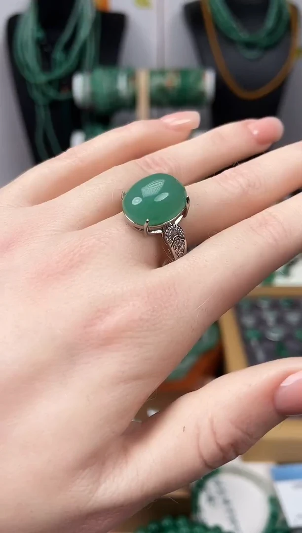 合金石英质玉（非洲翠）戒指开口型