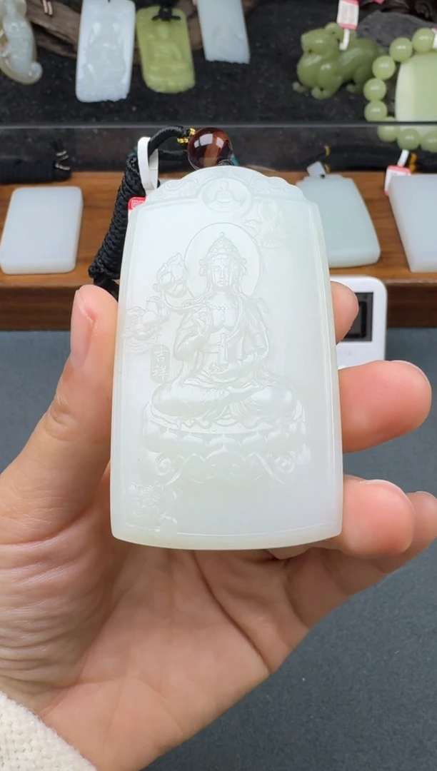 颈饰未镶嵌和田玉2