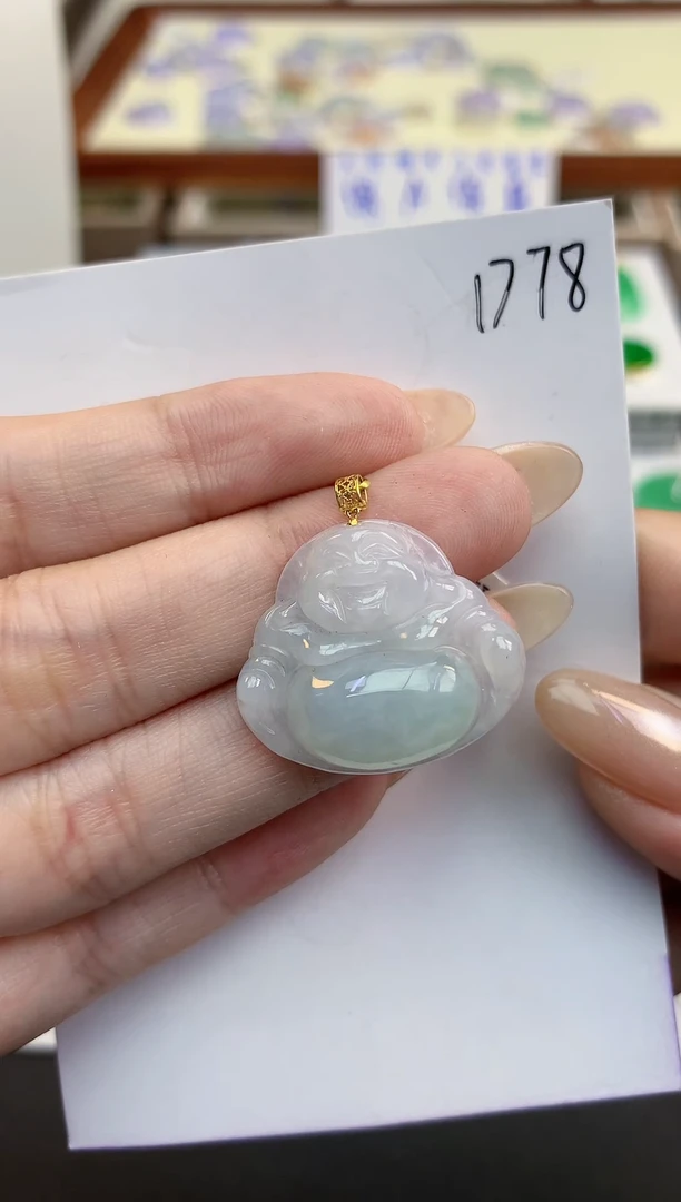 颈饰18K金镶嵌翡翠天然缅甸a货翡翠