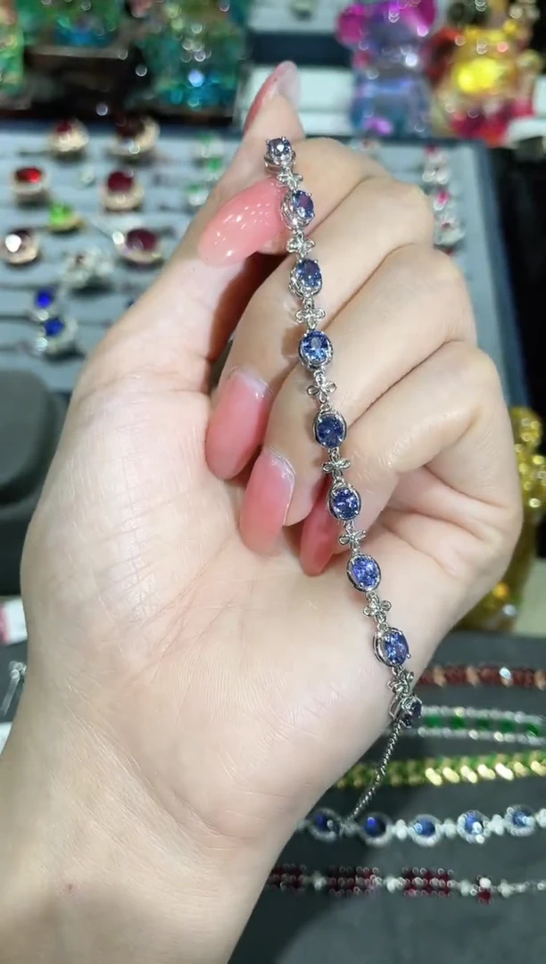 蓝宝石手链18K金镶嵌手链