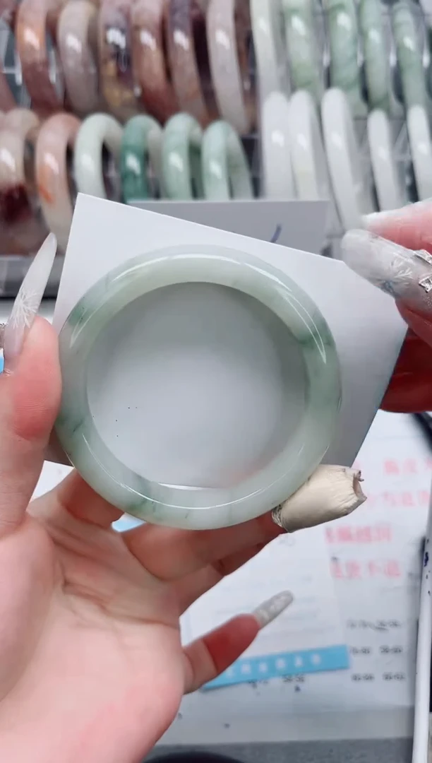 【闪购商品】石英质玉手镯未镶嵌A149-56