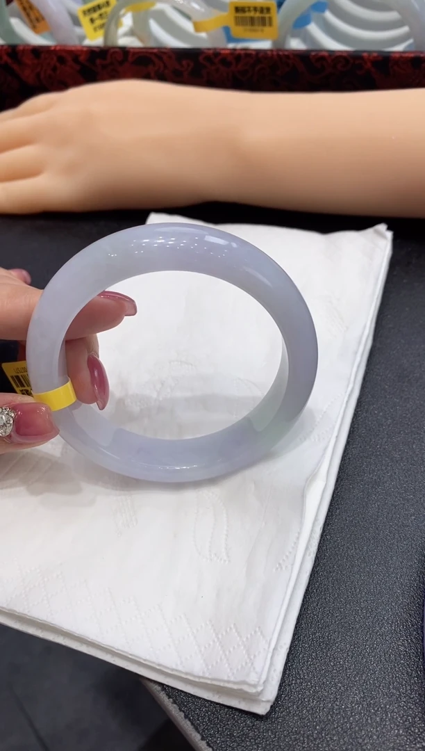 【闪购商品】翡翠手镯未镶嵌000045377