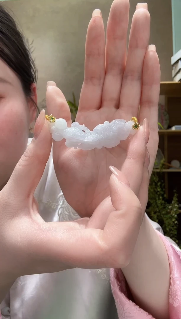 【闪购商品】翡翠未镶嵌颈饰吊坠