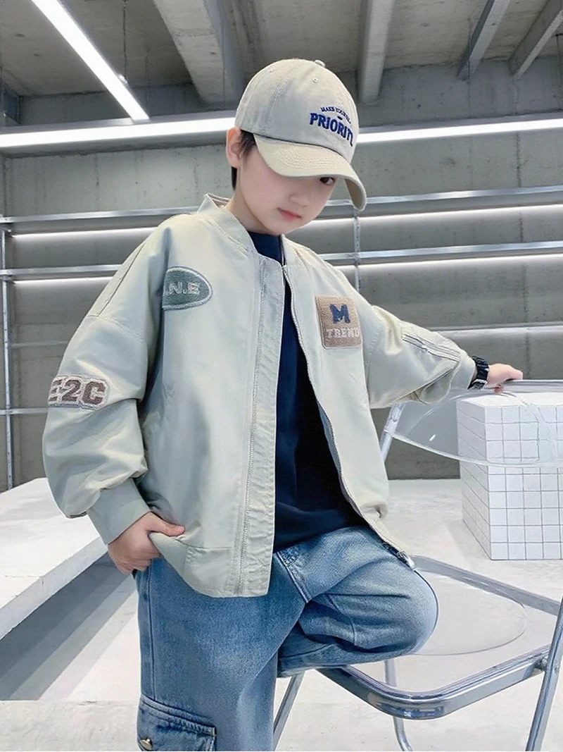 男童韩版外套春秋款2025新款儿童春季休闲夹克中大童洋气棒球服潮