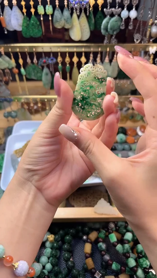 未镶嵌定制翡翠翡翠