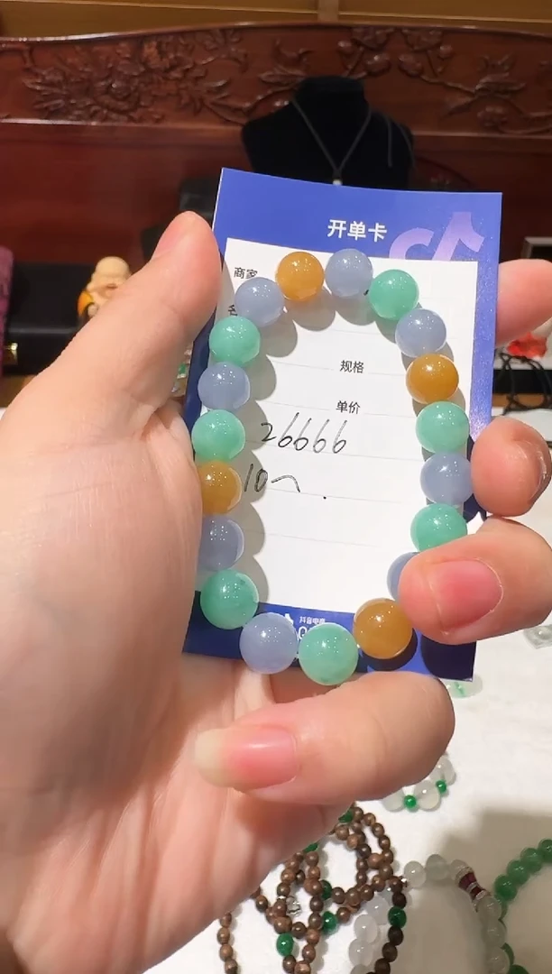 未镶嵌手串翡翠天然翡翠手串多样性发其一