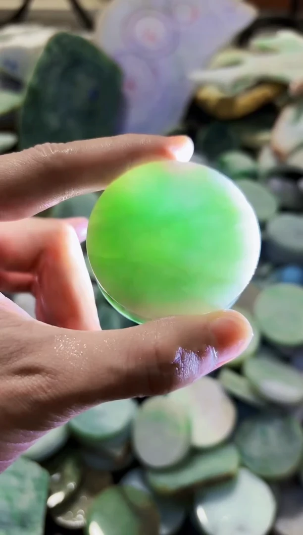 【闪购商品】翡翠颈饰未镶嵌A货吴玉310