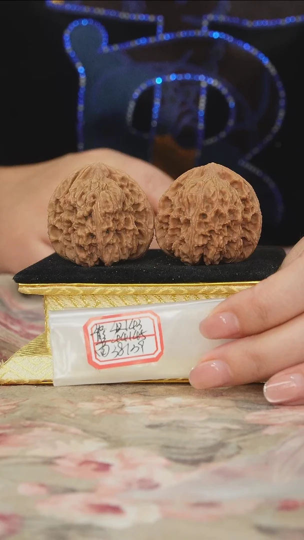 把件文玩核桃赵喜满南将石