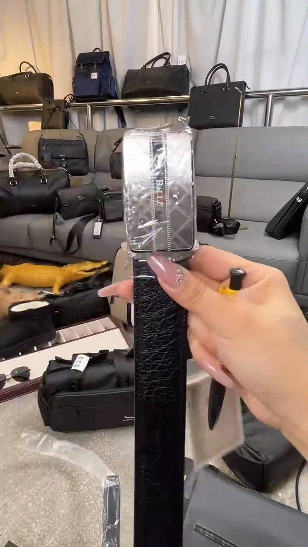 牛皮（革）韩爵绅士包包皮具954/长度130