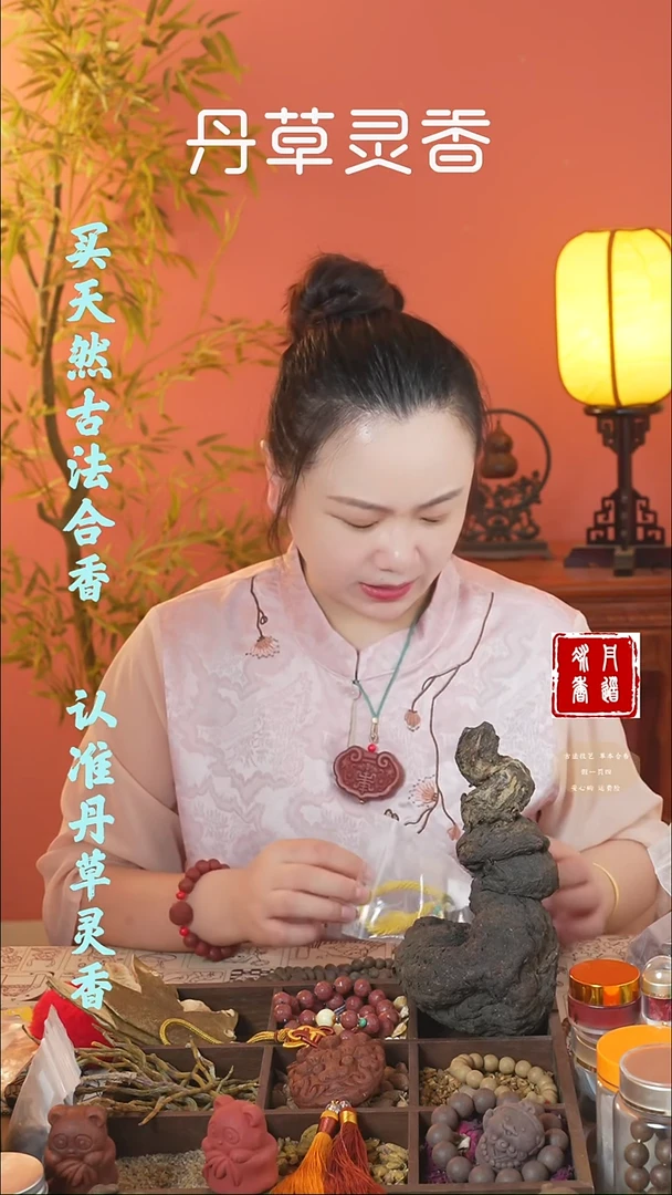 （漂漂猪妮儿）