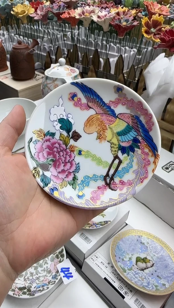 瓷片辰辰家的瓷器真好看