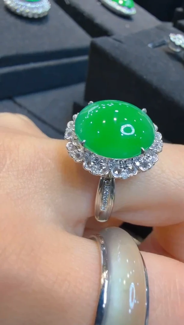 18K金镶嵌戒指翡翠多样性团购发一件