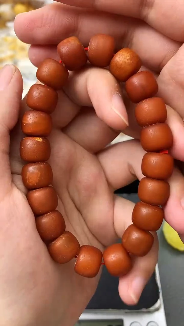 未镶嵌琥珀珠宝奇石141