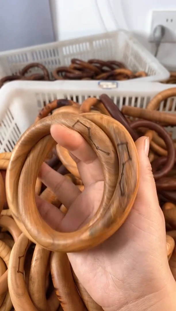 【闪购商品】木桃木大瑕疵80乾坤圈随机发货