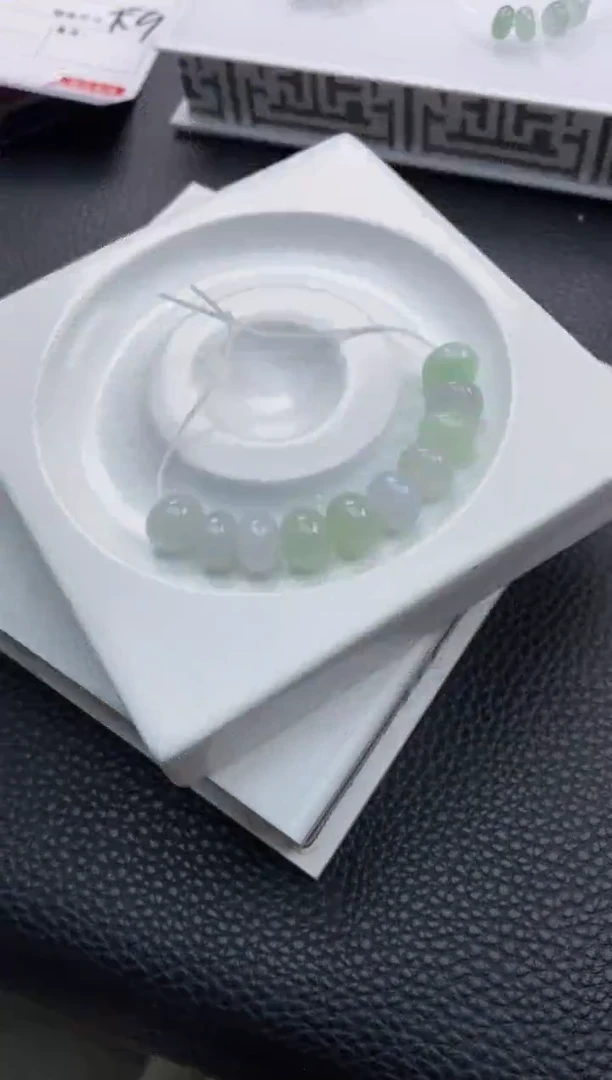 翡翠散珠37天然A货翡翠散珠