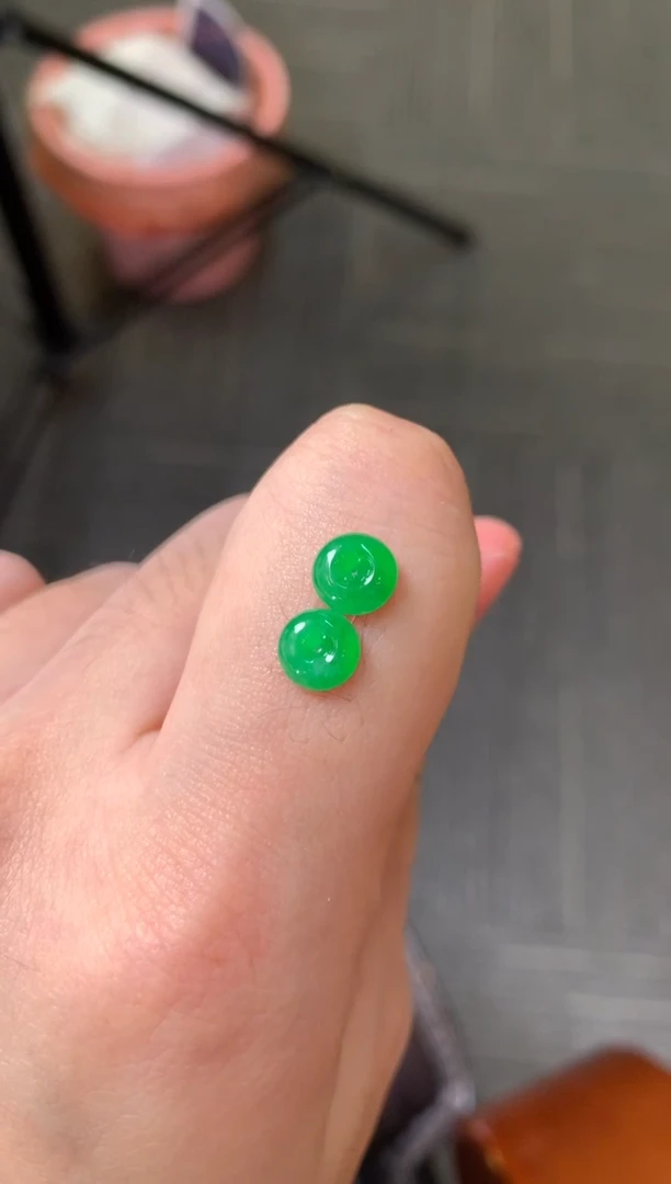 未镶嵌定制翡翠裸玉