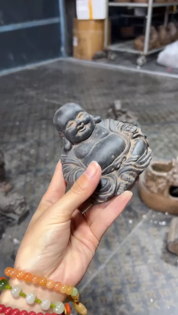 陶土【火山泥】未来佛