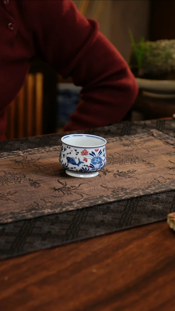 【闪购商品】碗青花釉里红鱼藻高炉式杯
