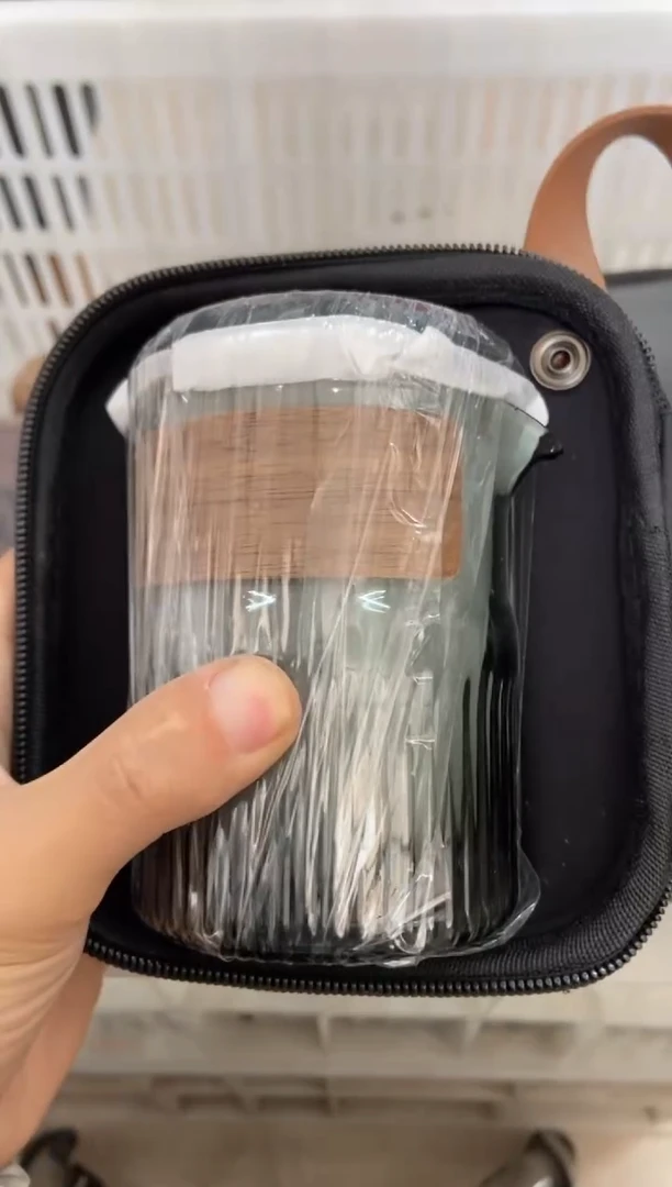 杯无运费险有瑕疵的摄影的产品有使用过的痕迹有点脏介意勿拍