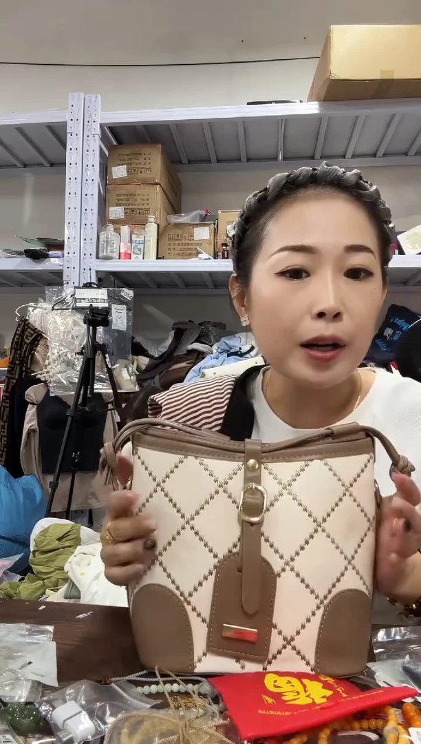 PVC没关注的关注一下主播